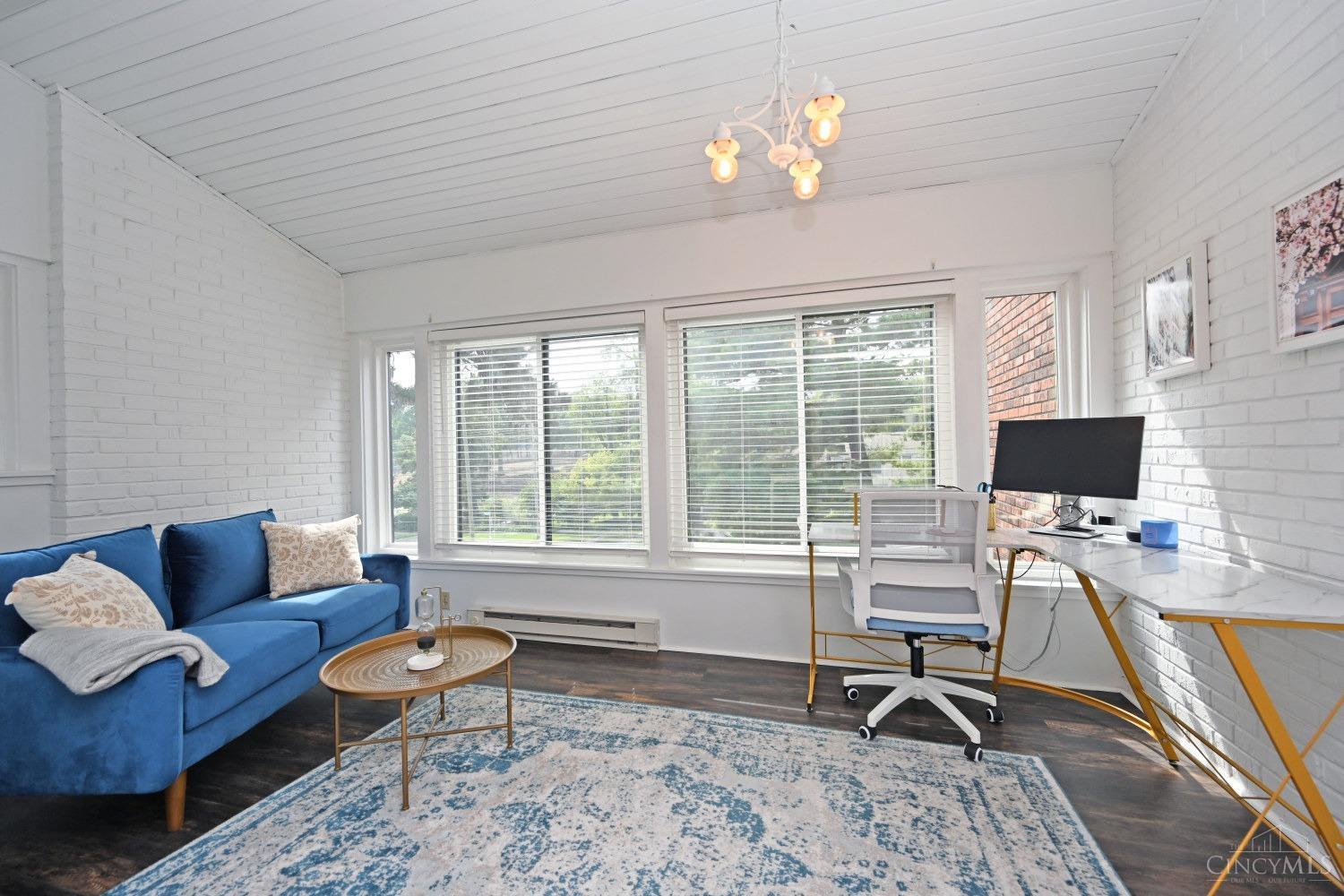 2400 Madison Road 12