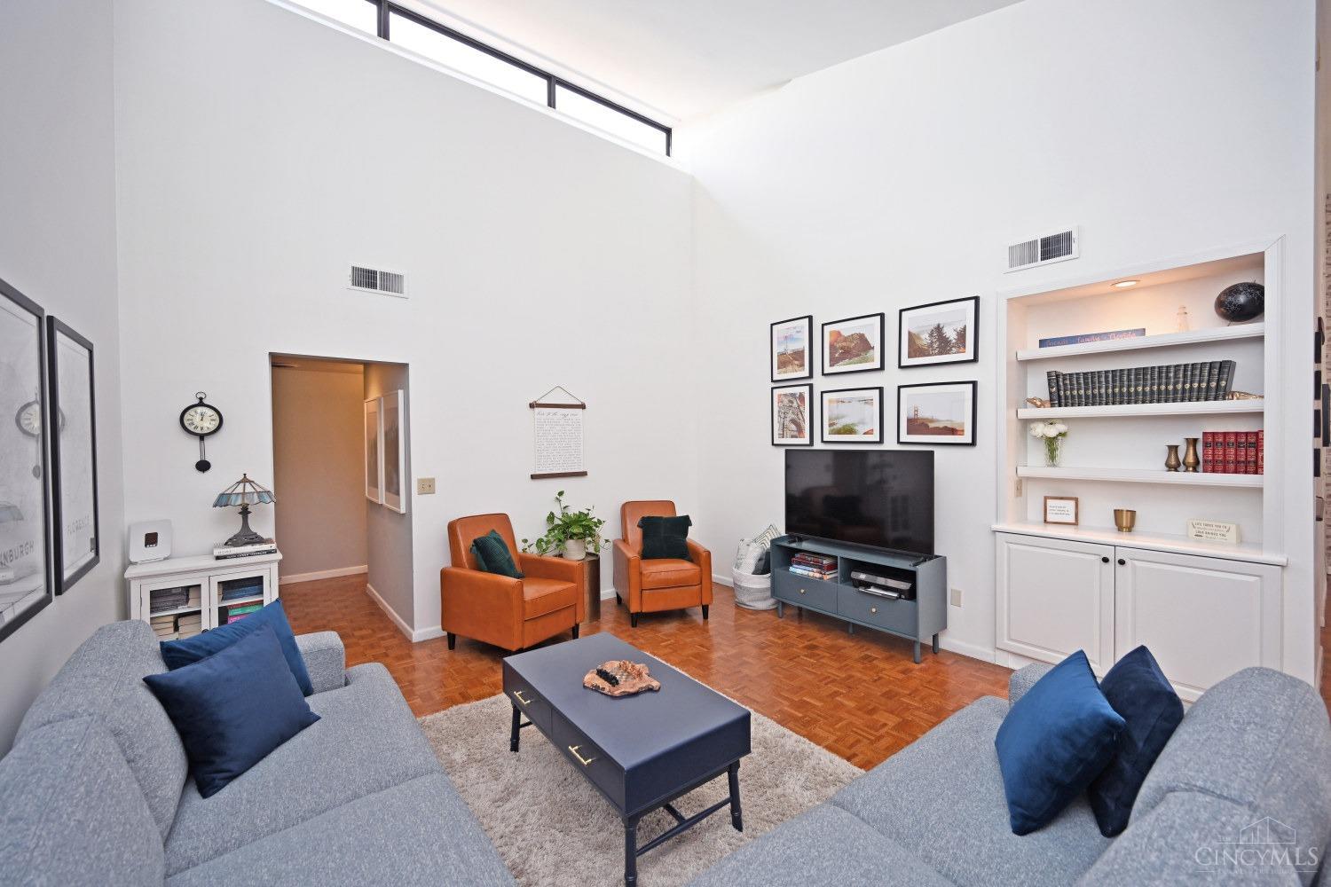 2400 Madison Road 12