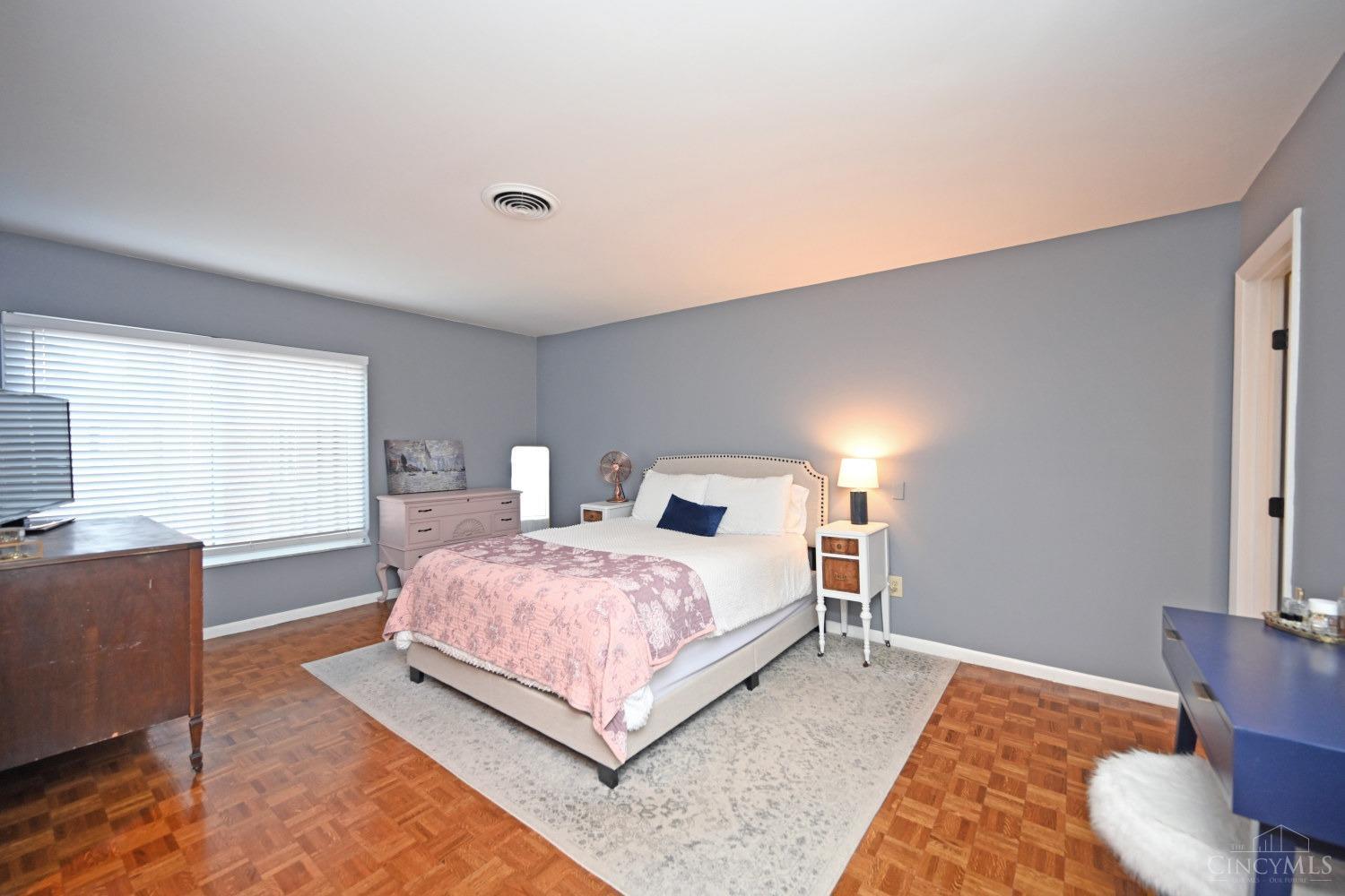2400 Madison Road 12