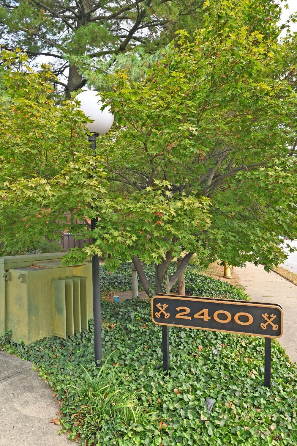 2400 Madison Road 12