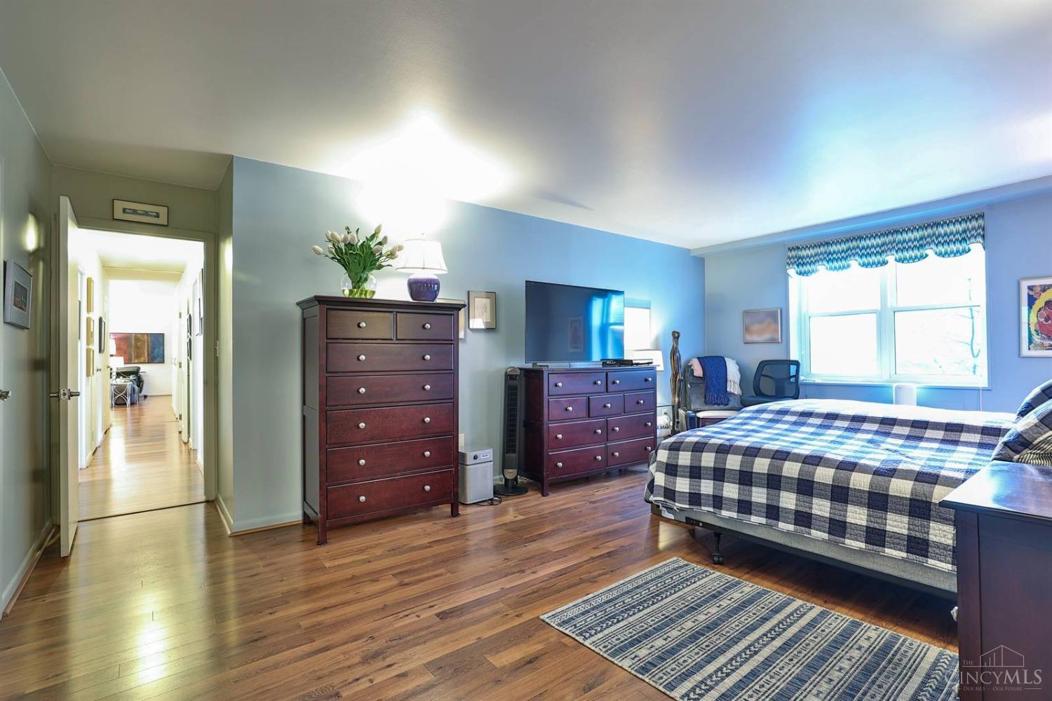 2444 Madison Road 307
