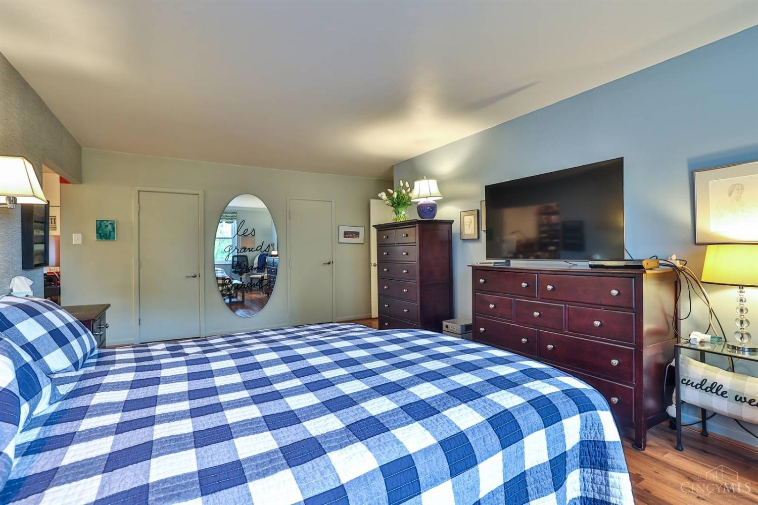 2444 Madison Road 307