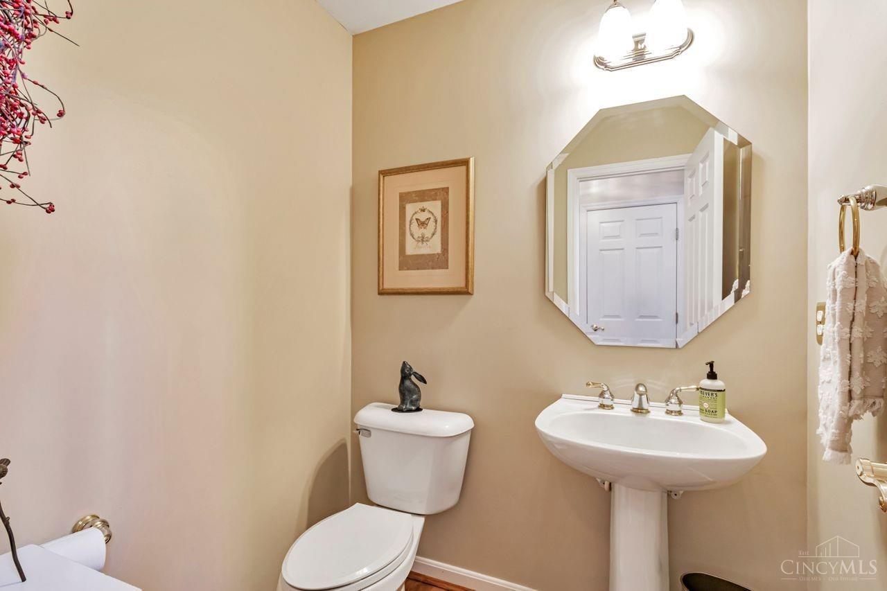 1216 Silvercreek Circle