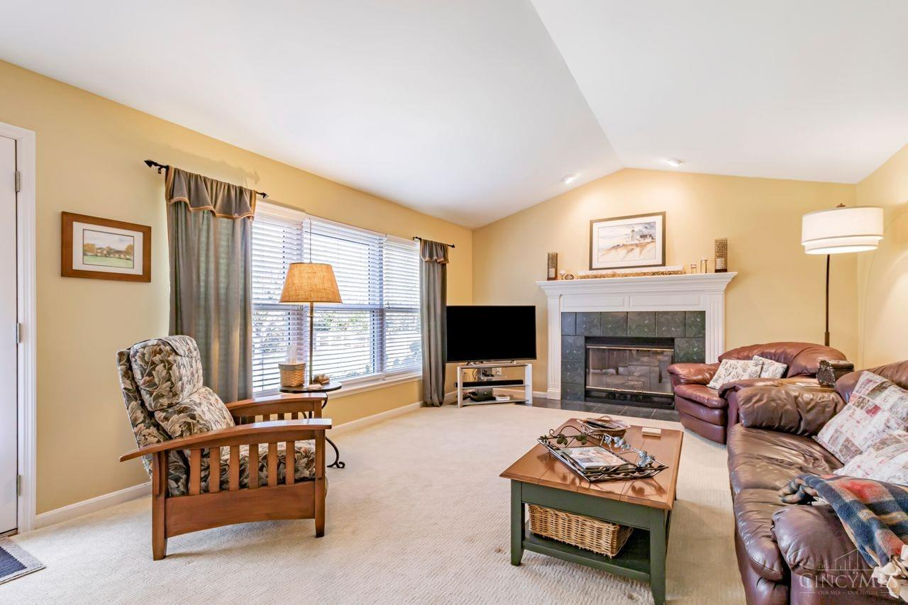 1216 Silvercreek Circle