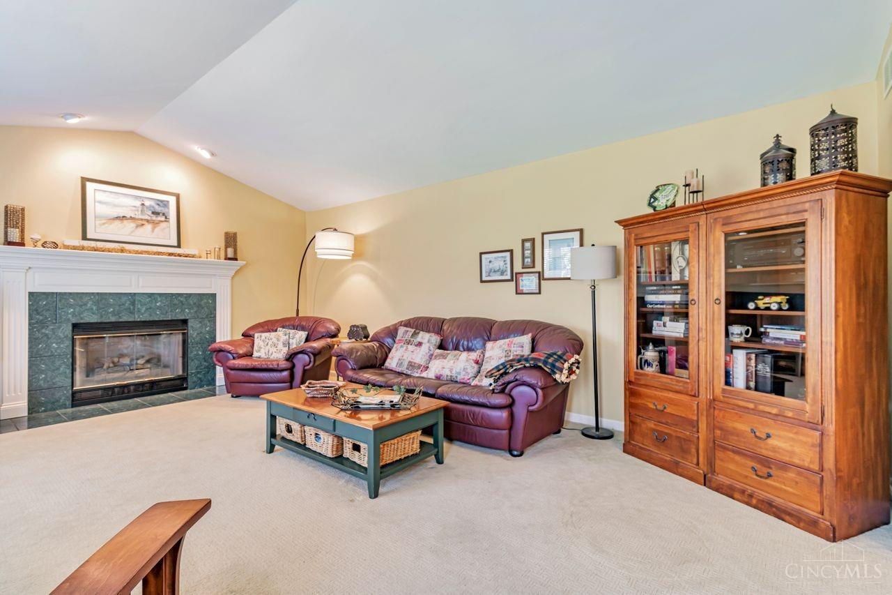 1216 Silvercreek Circle