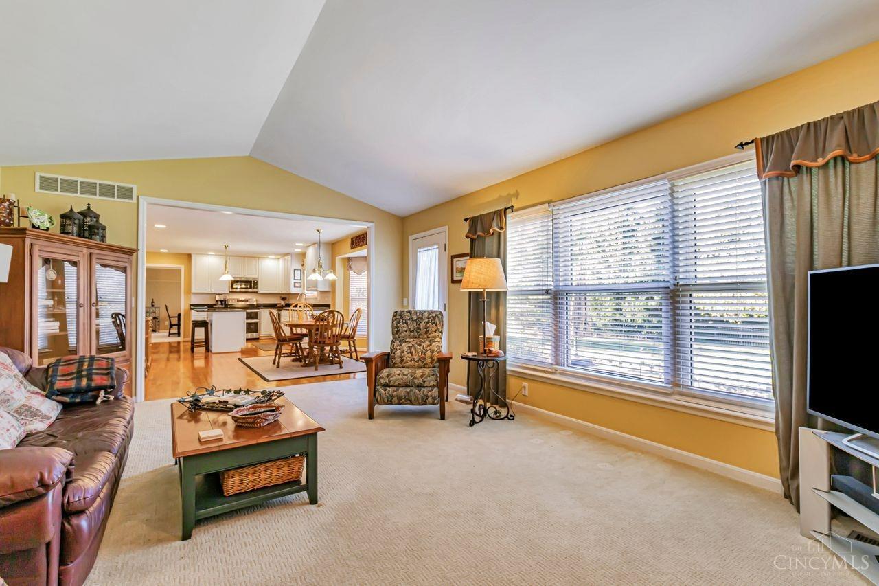 1216 Silvercreek Circle