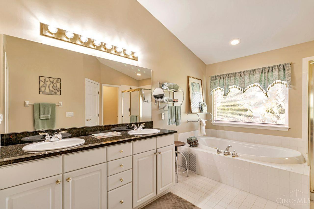 1216 Silvercreek Circle