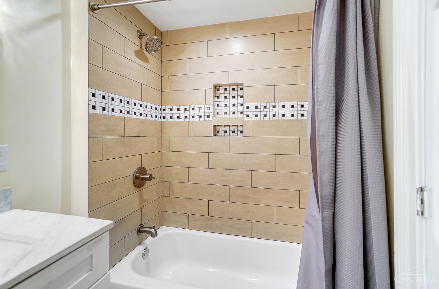 1326 William Howard Taft Road