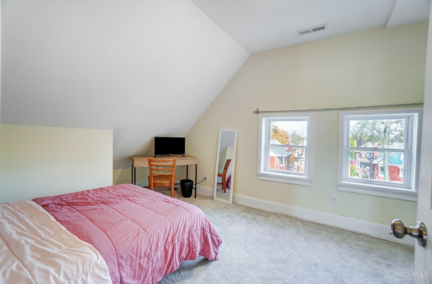 1326 William Howard Taft Road