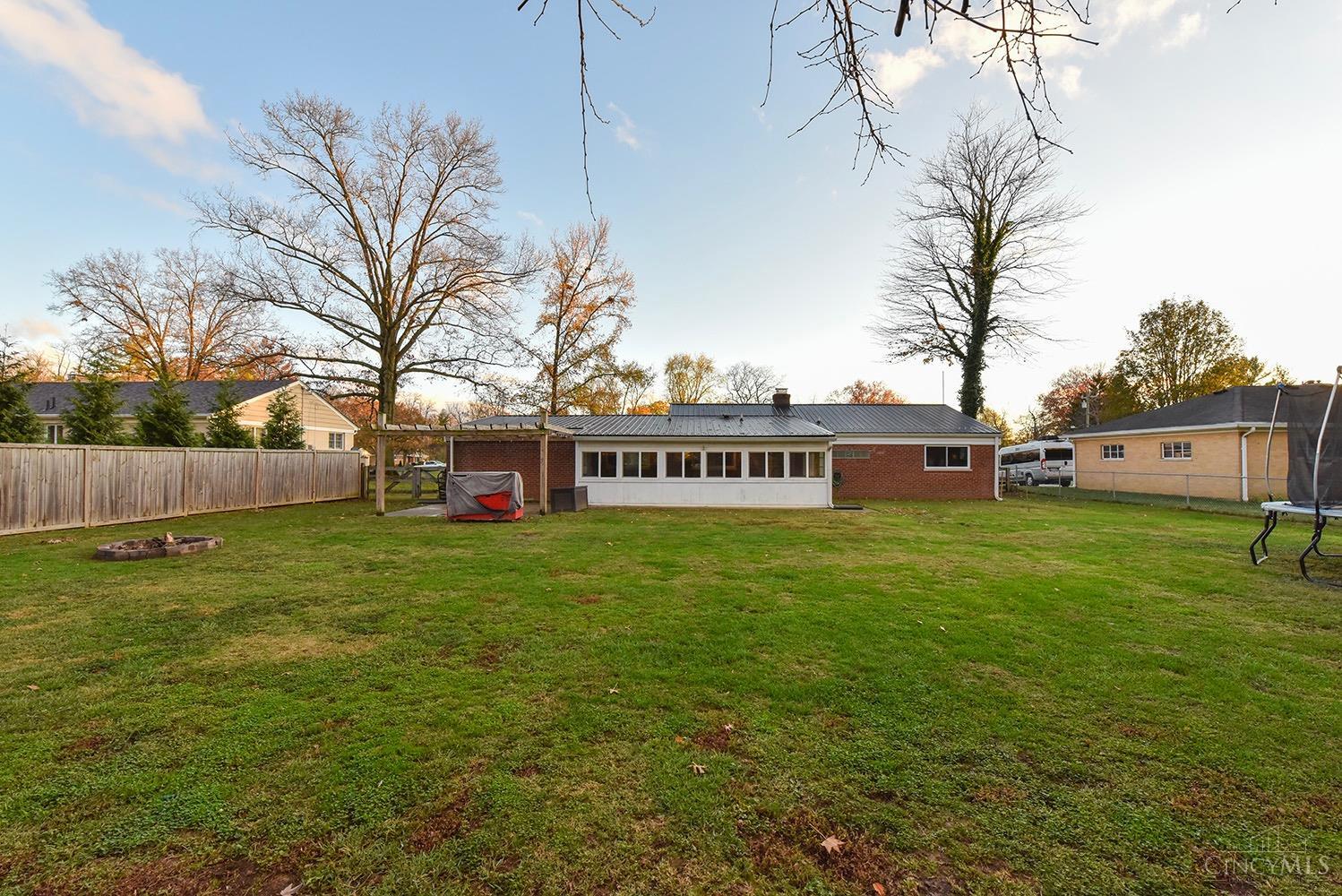 6250 Thole Road