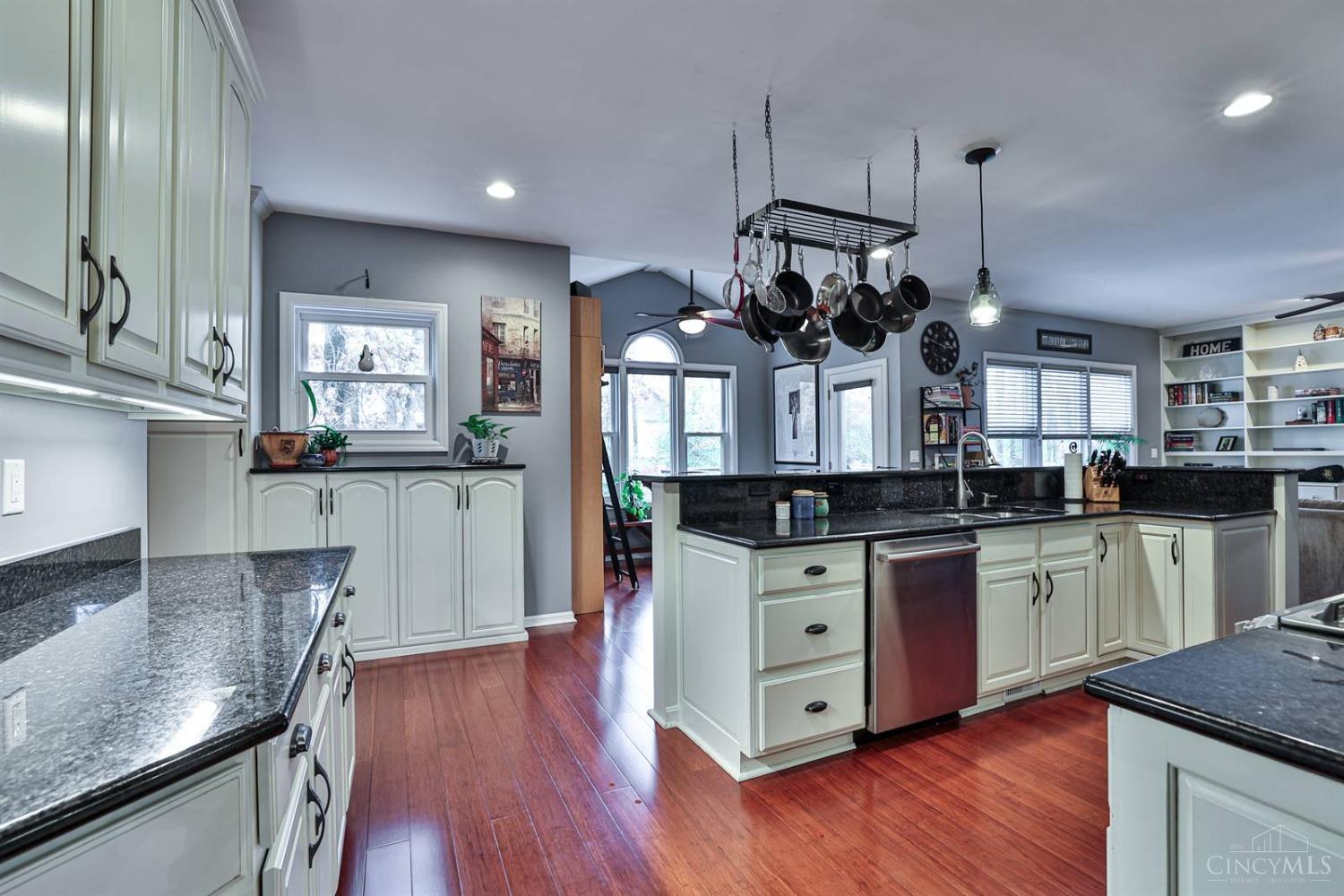 4152 Oak Tree Court