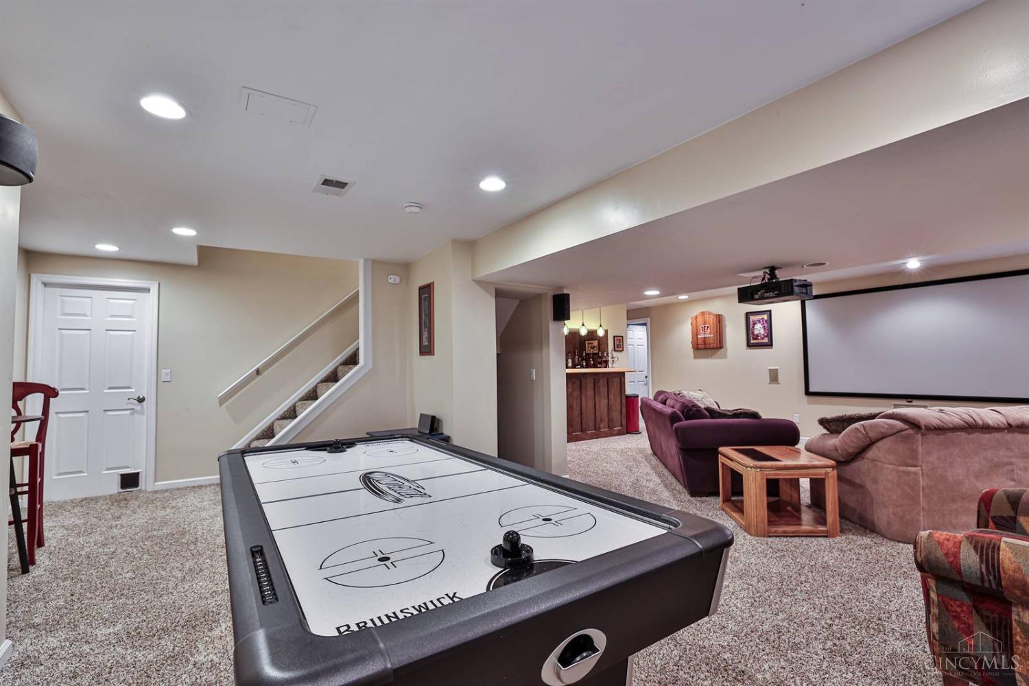 4152 Oak Tree Court