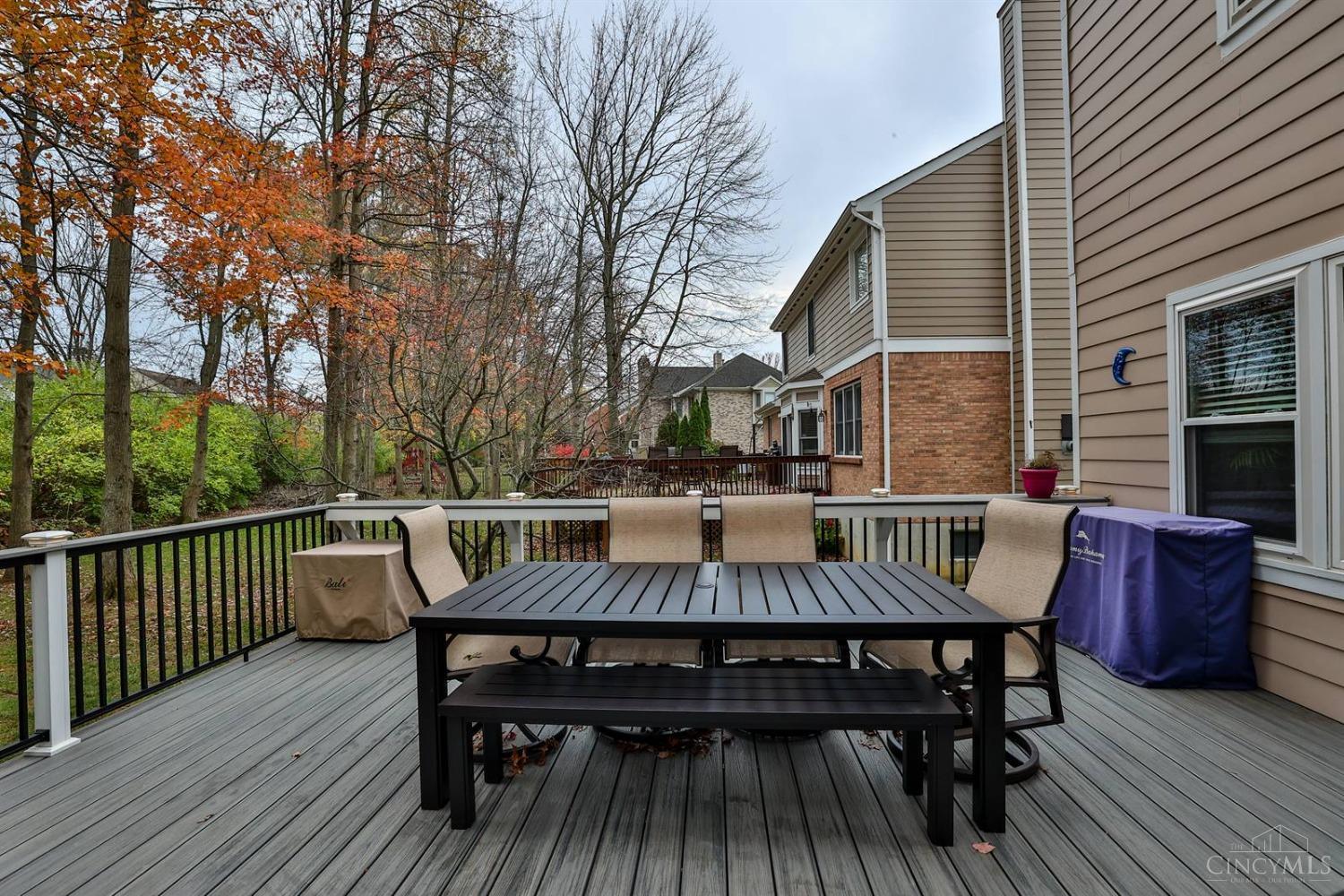 4152 Oak Tree Court