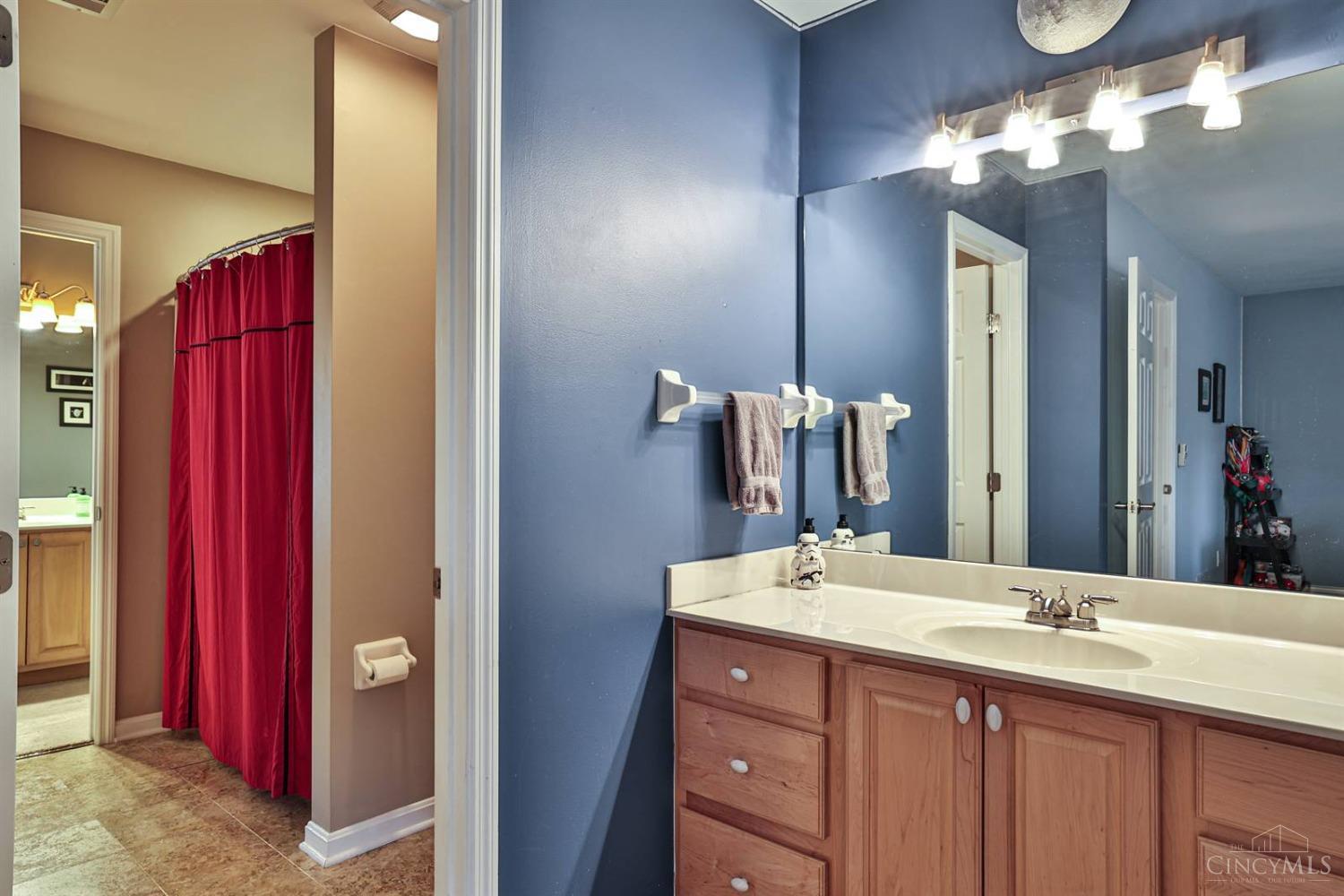 4152 Oak Tree Court