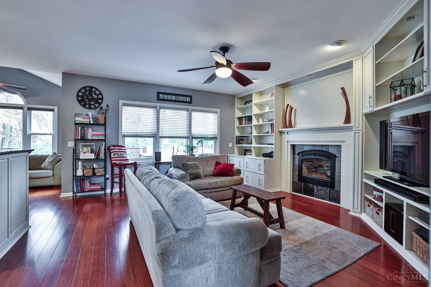 4152 Oak Tree Court