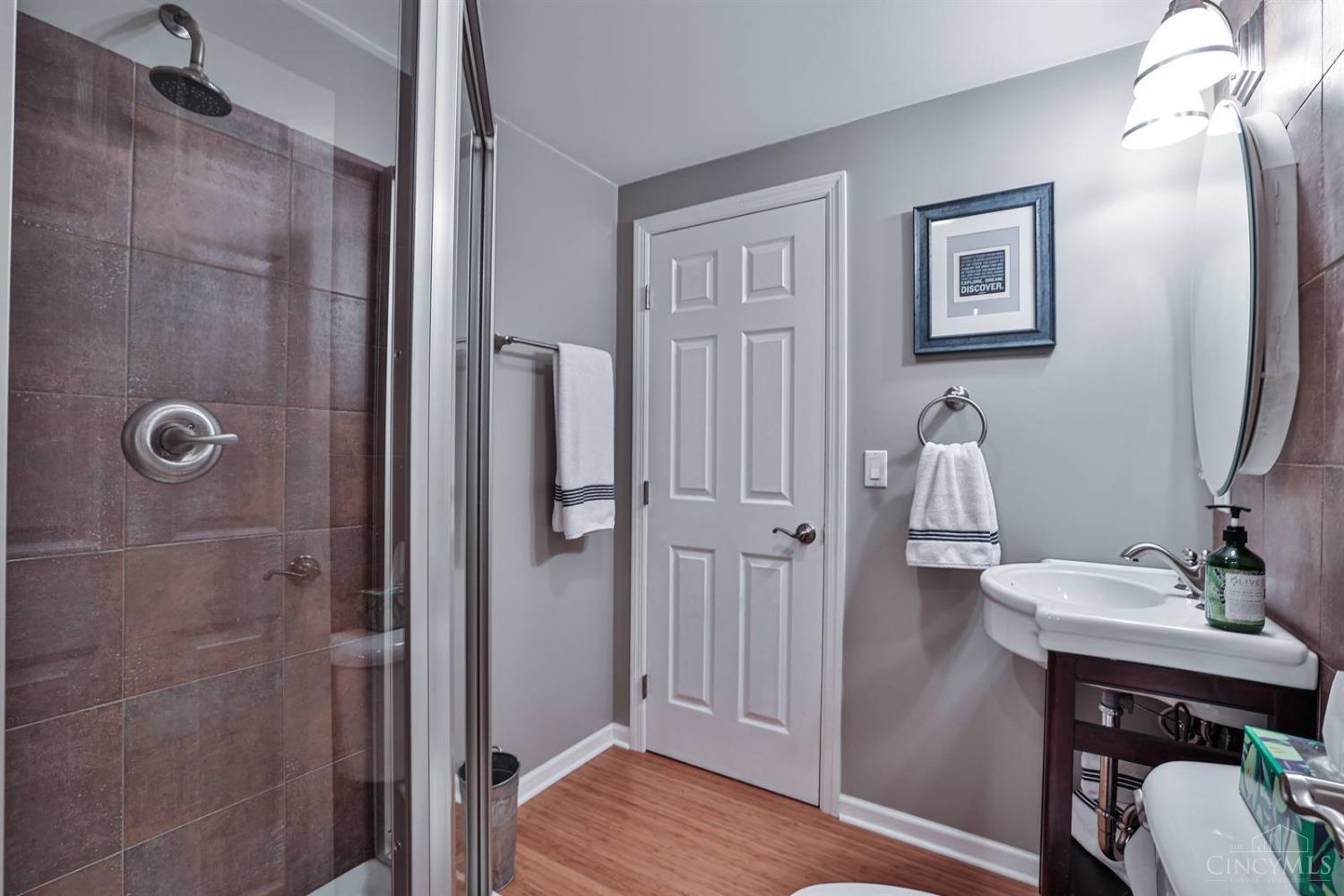 4152 Oak Tree Court