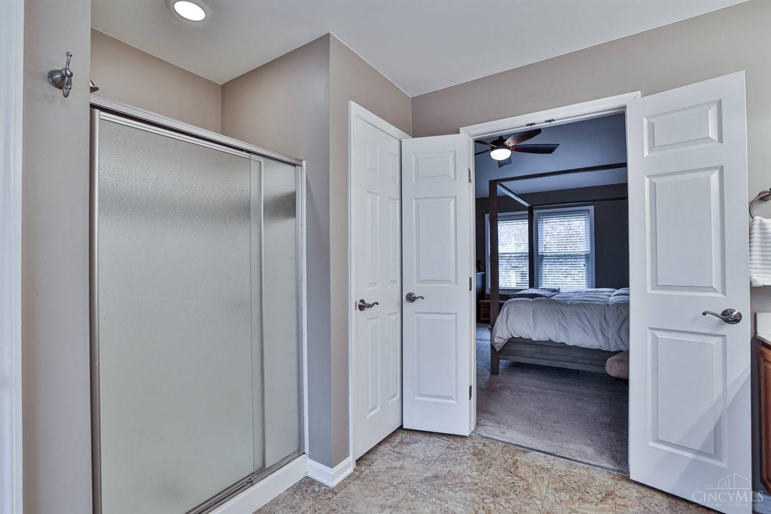 4152 Oak Tree Court
