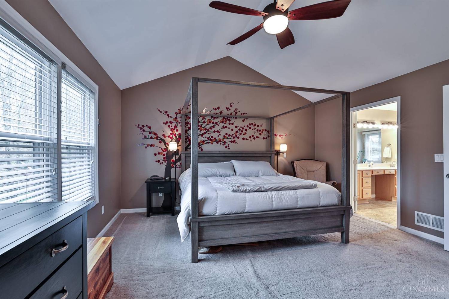 4152 Oak Tree Court