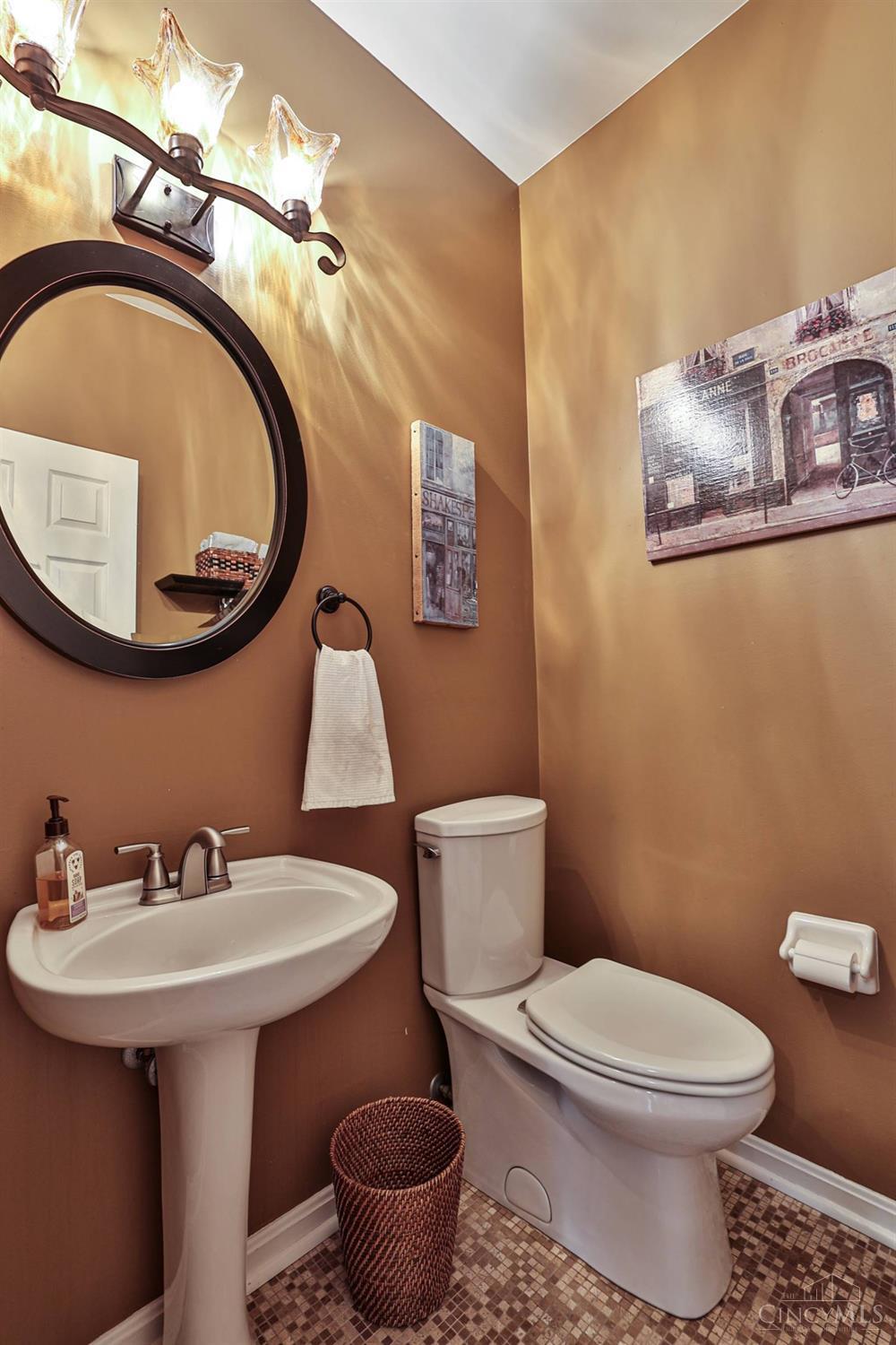 4152 Oak Tree Court