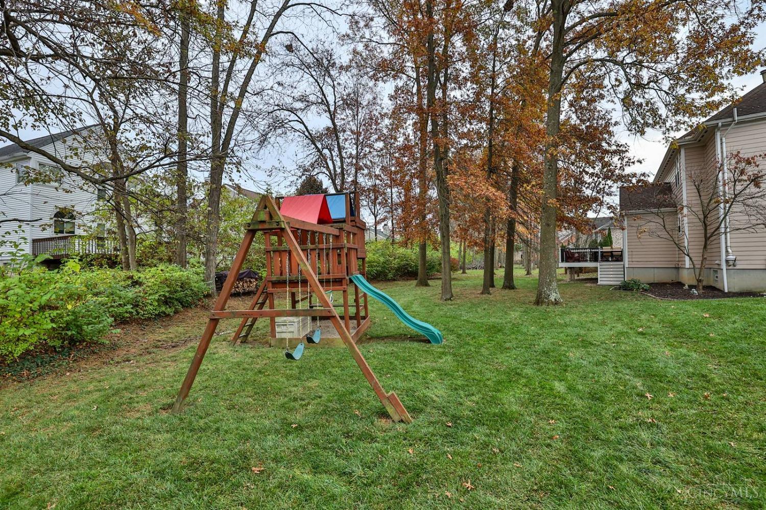 4152 Oak Tree Court