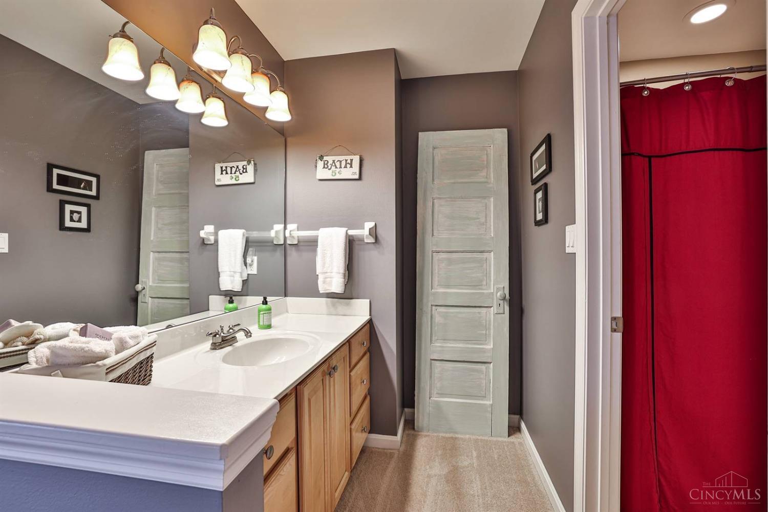 4152 Oak Tree Court