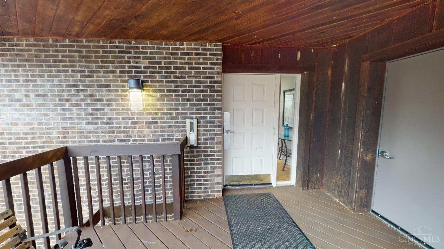 2121 Sutton Avenue 1A