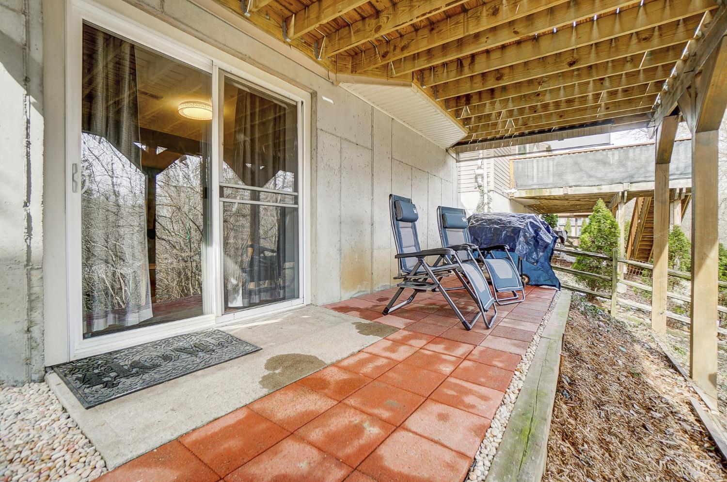 4662 Riley Lane