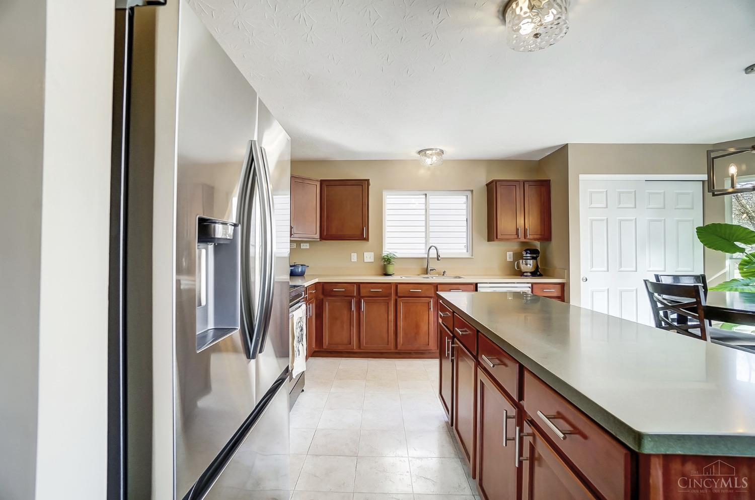 4662 Riley Lane