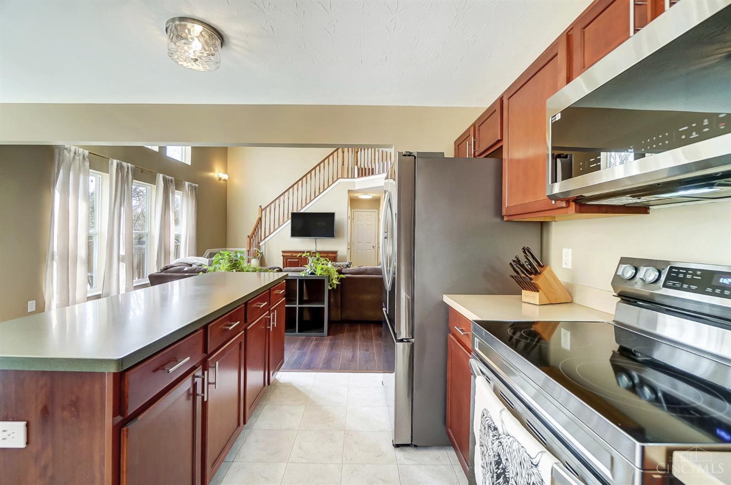 4662 Riley Lane