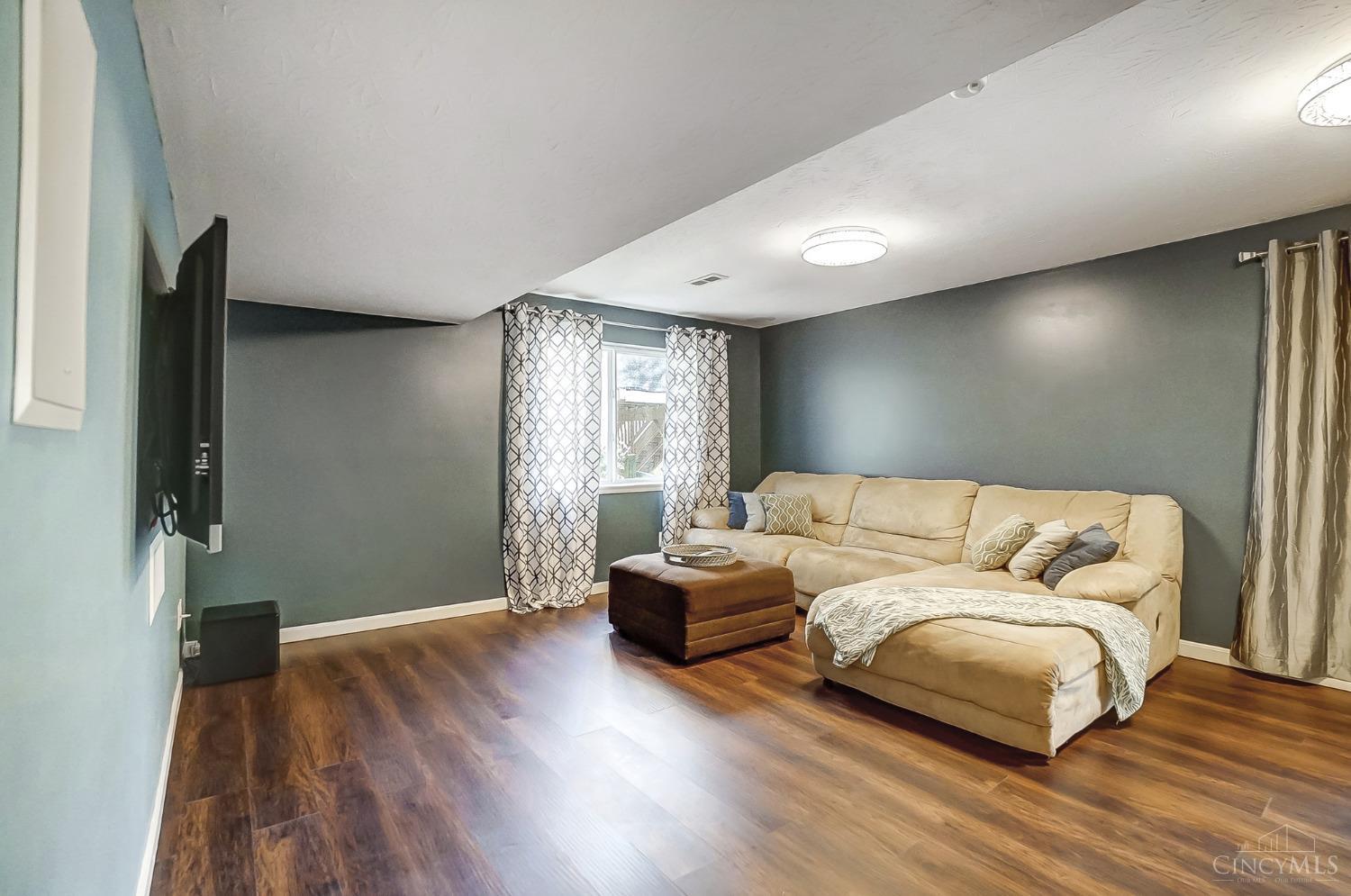 4662 Riley Lane