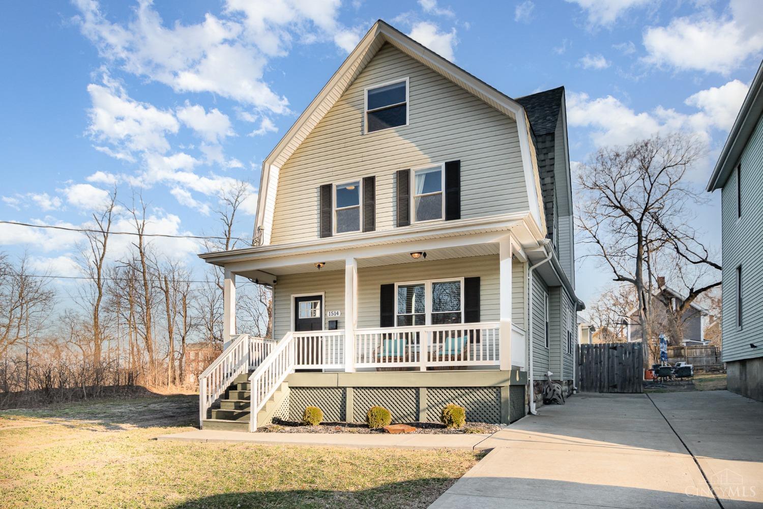 1514 St Leger Place
