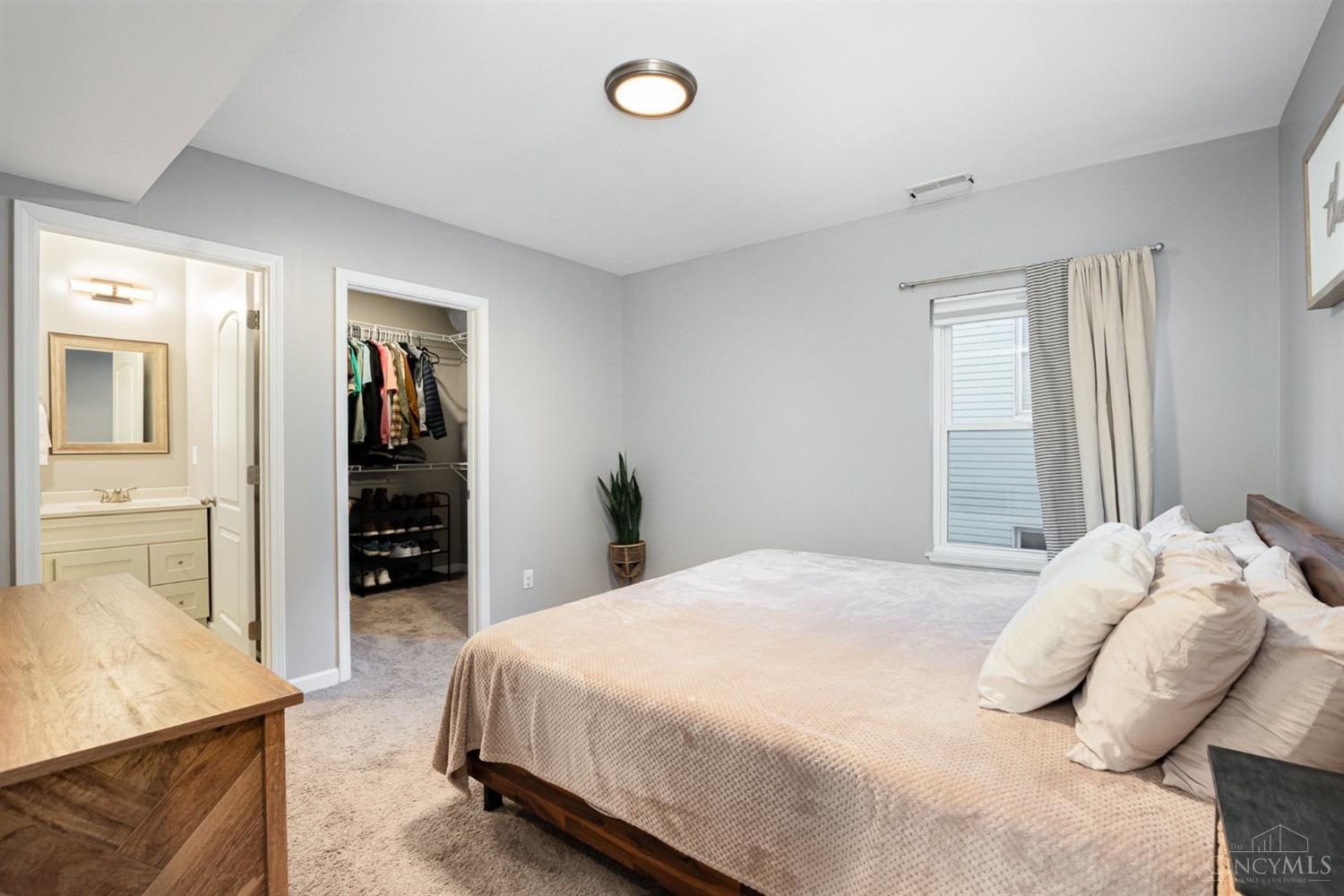 1514 St Leger Place
