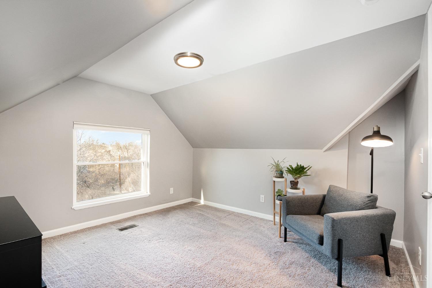 1514 St Leger Place