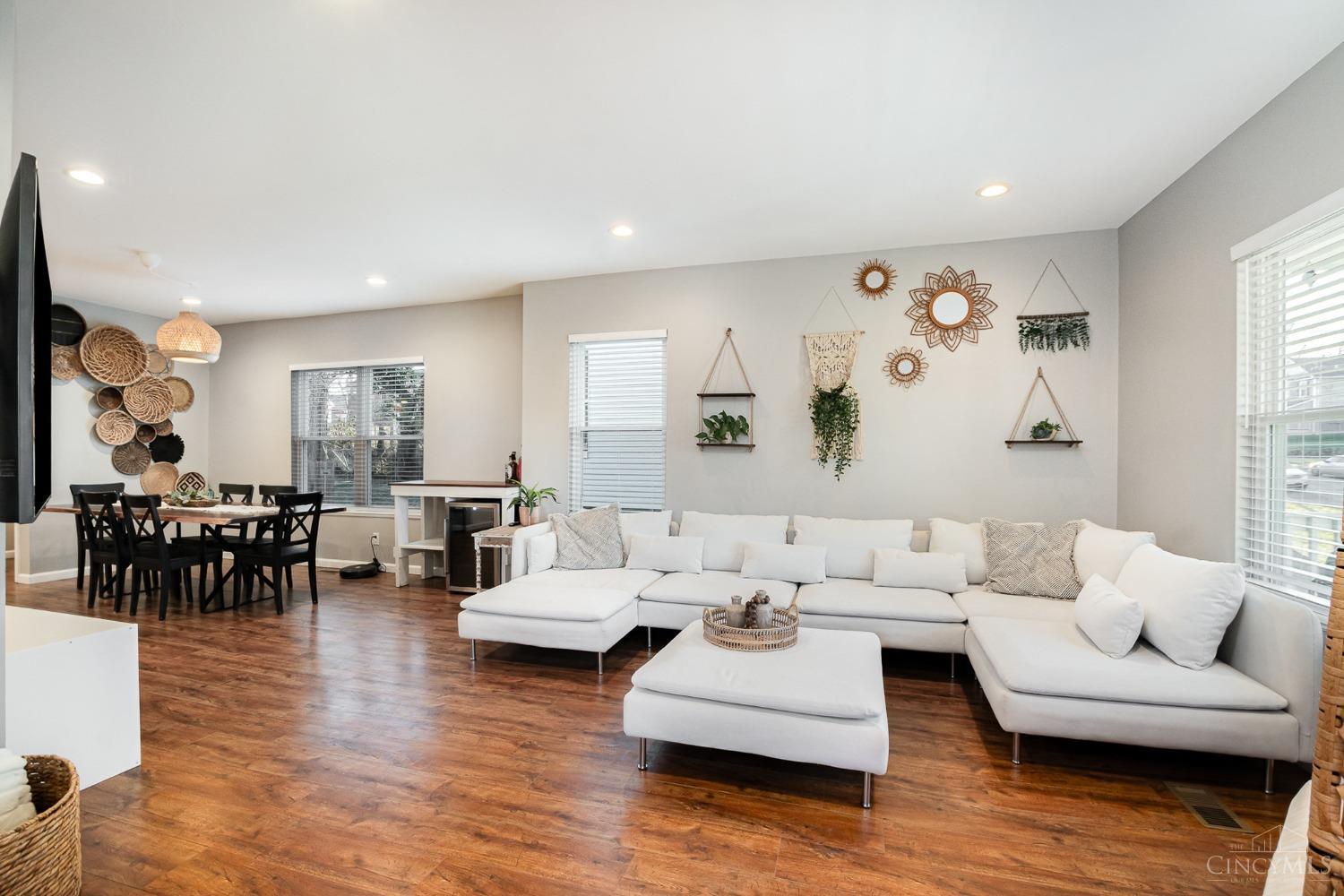 1514 St Leger Place