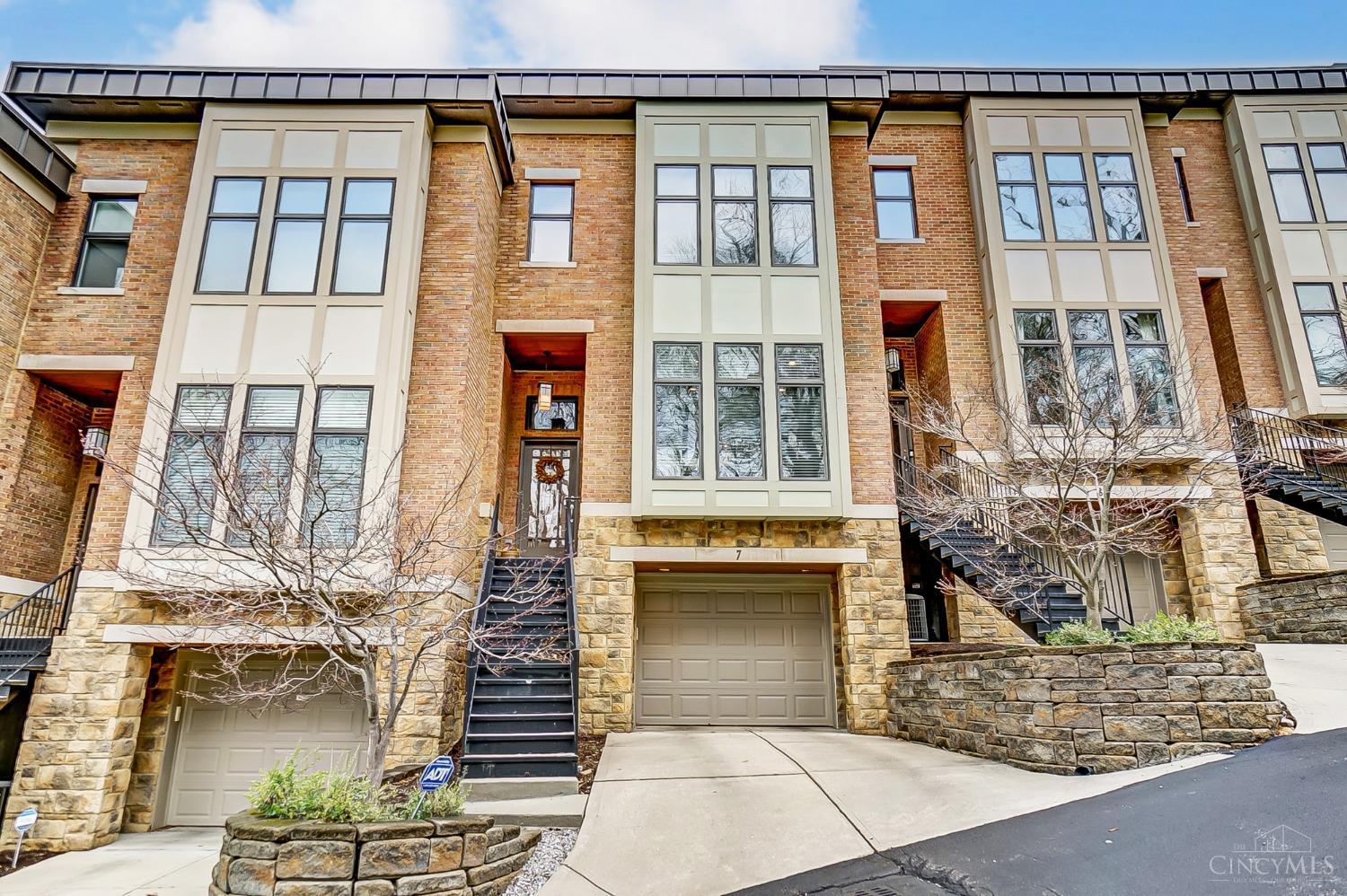 752 Delta Avenue 7