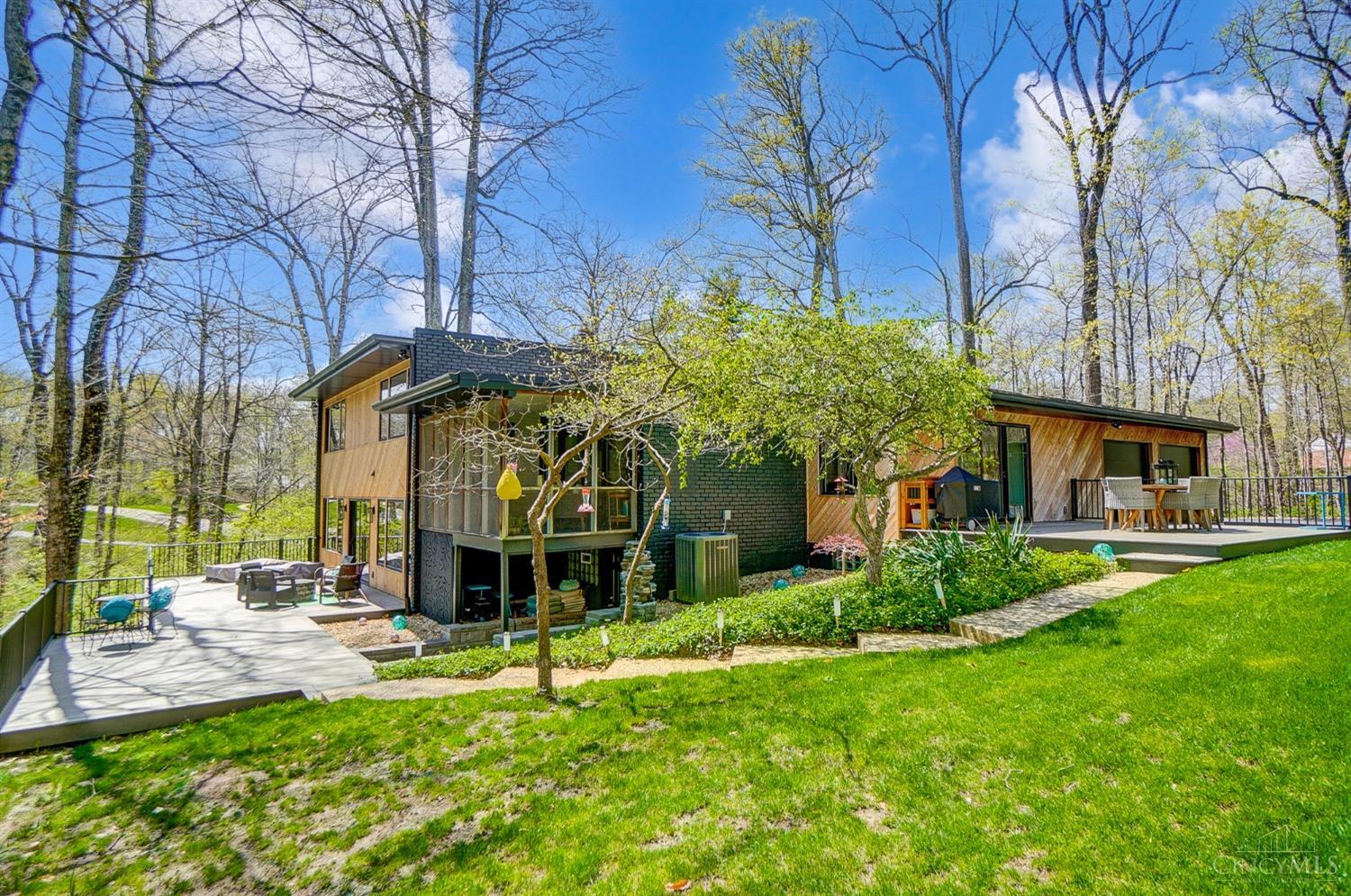 6912 Whipporwill Drive