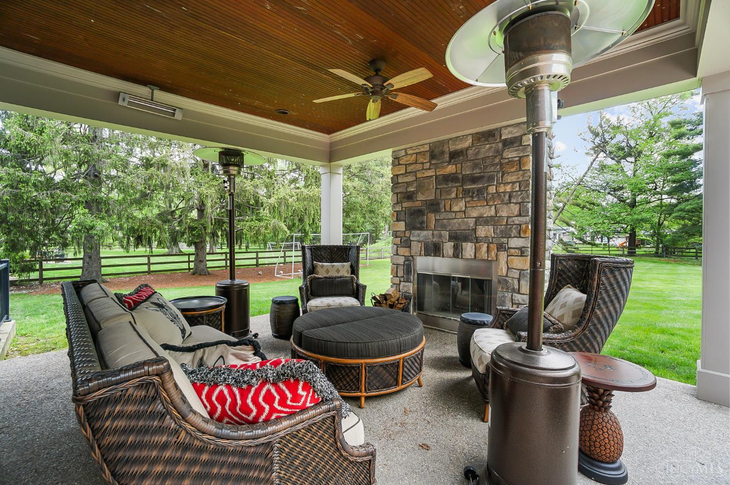 7105 Graves Road