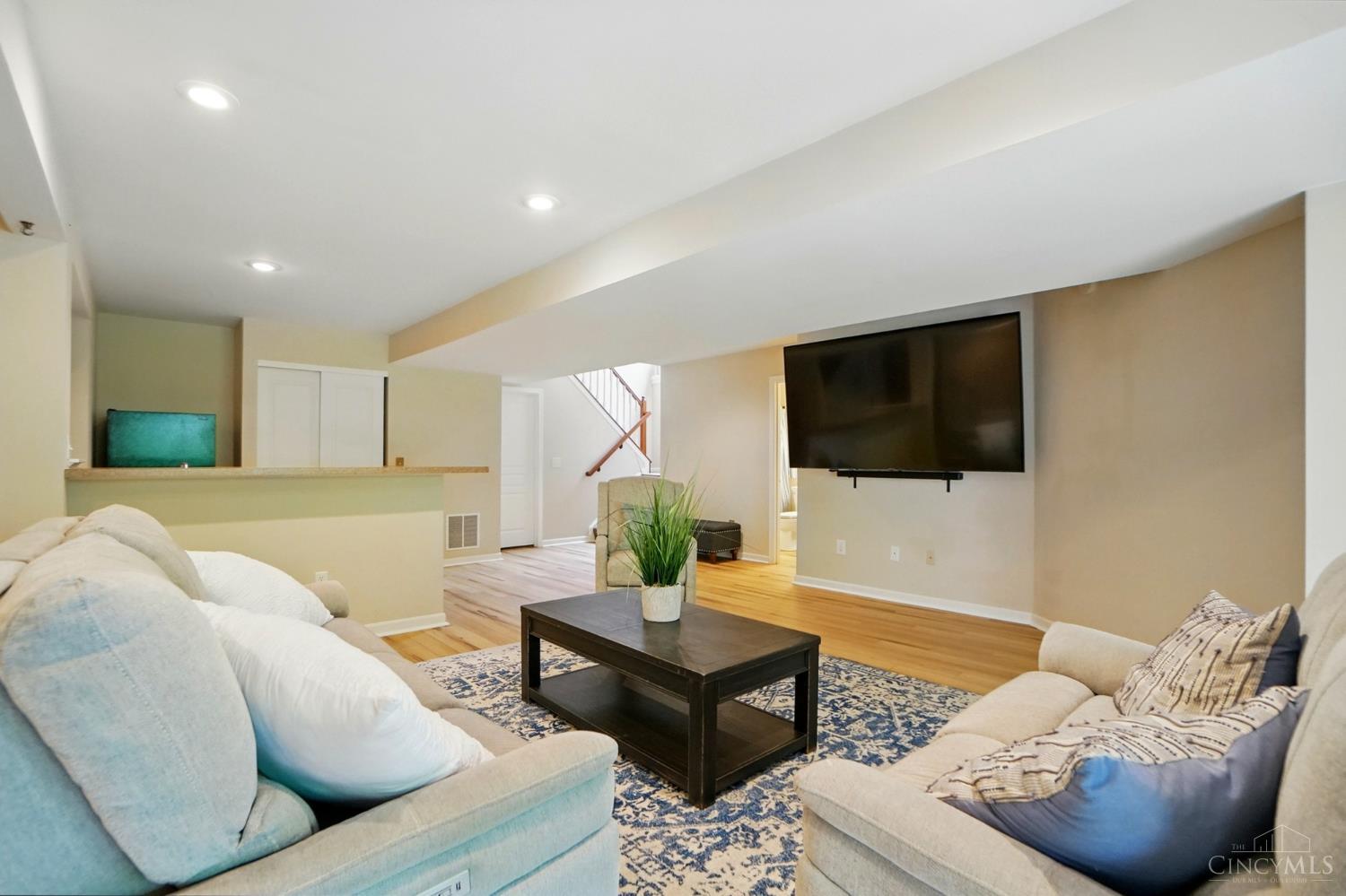 3492 Ballymore Court
