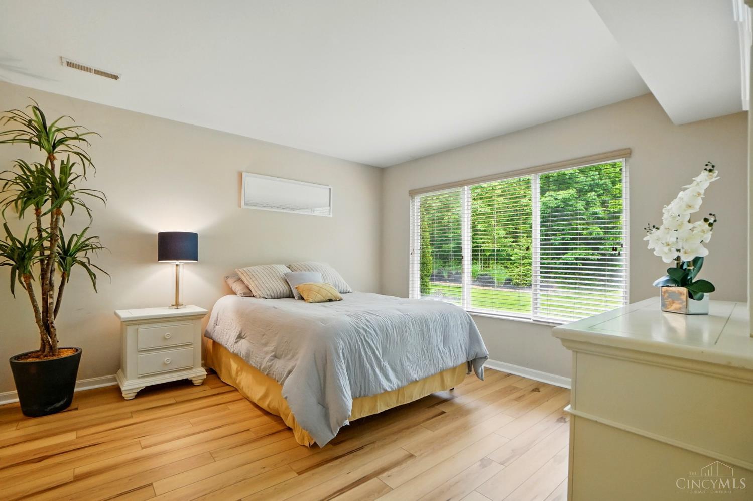 3492 Ballymore Court