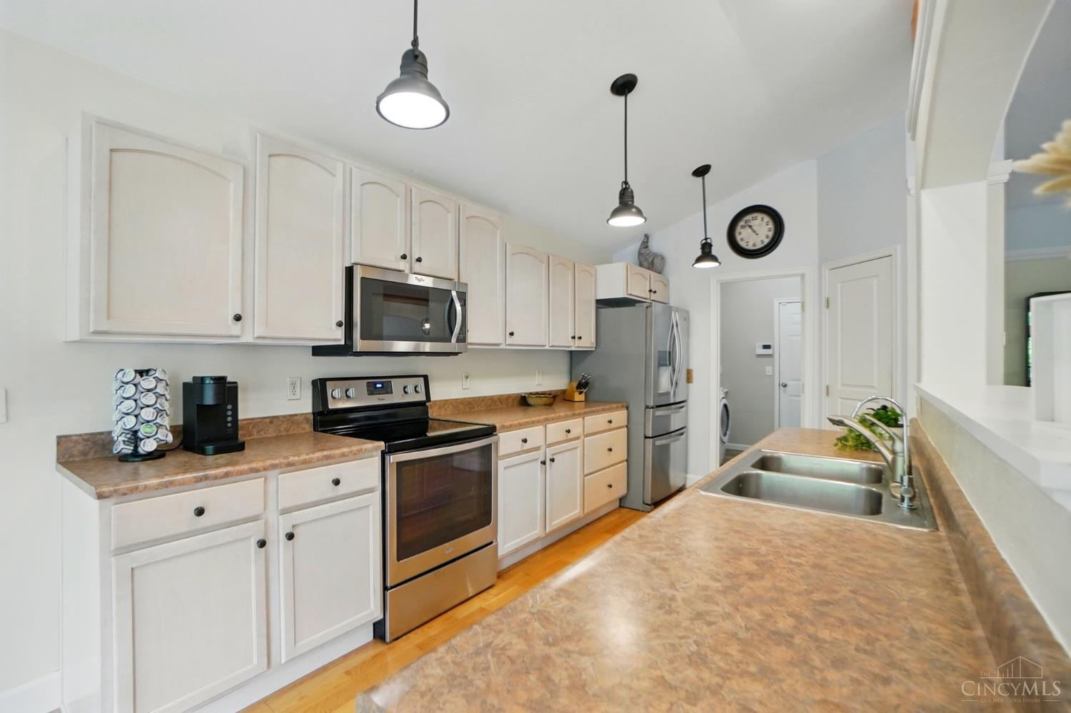 3492 Ballymore Court