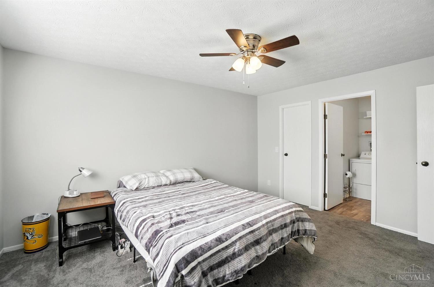 7234 Creekview Drive 1