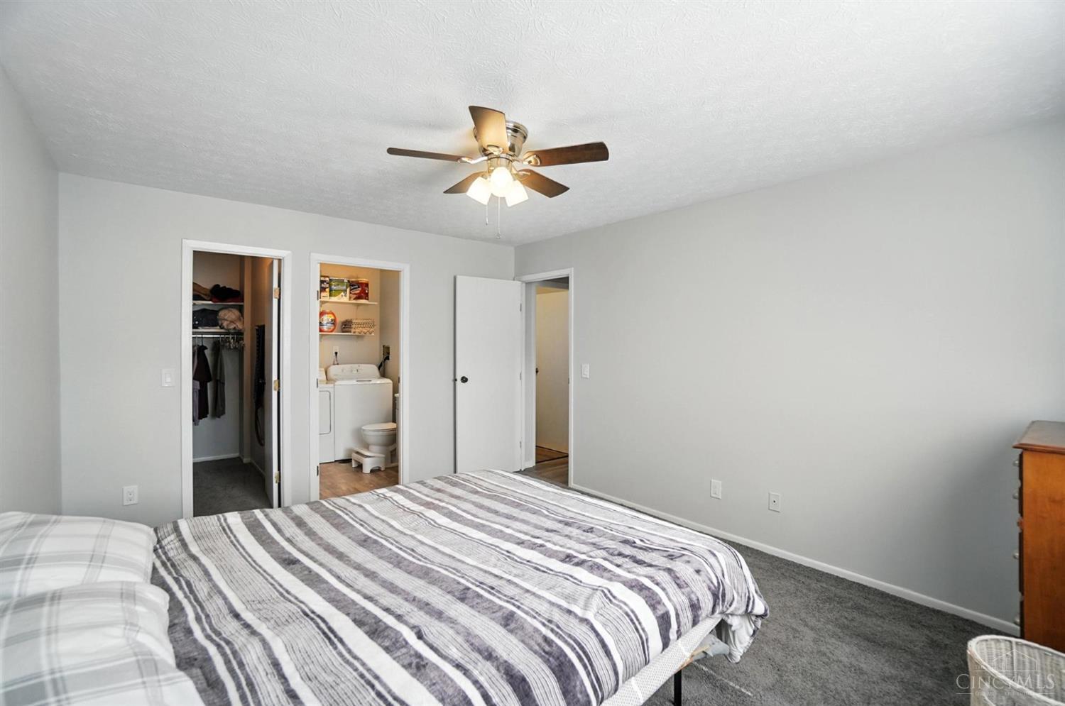 7234 Creekview Drive 1