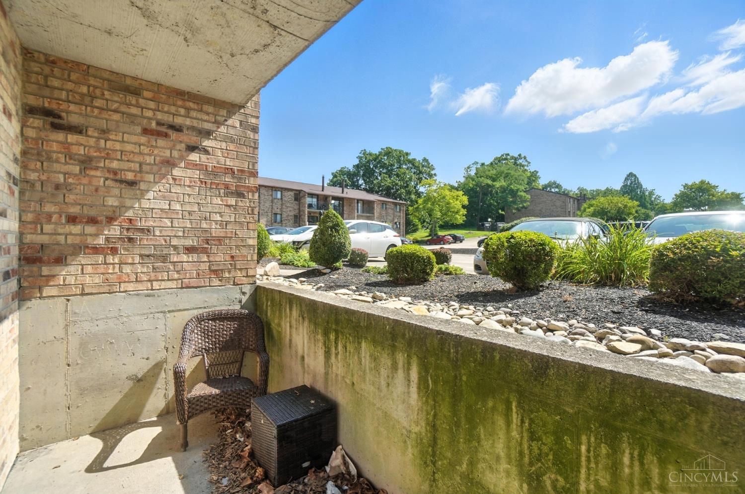 7234 Creekview Drive 1