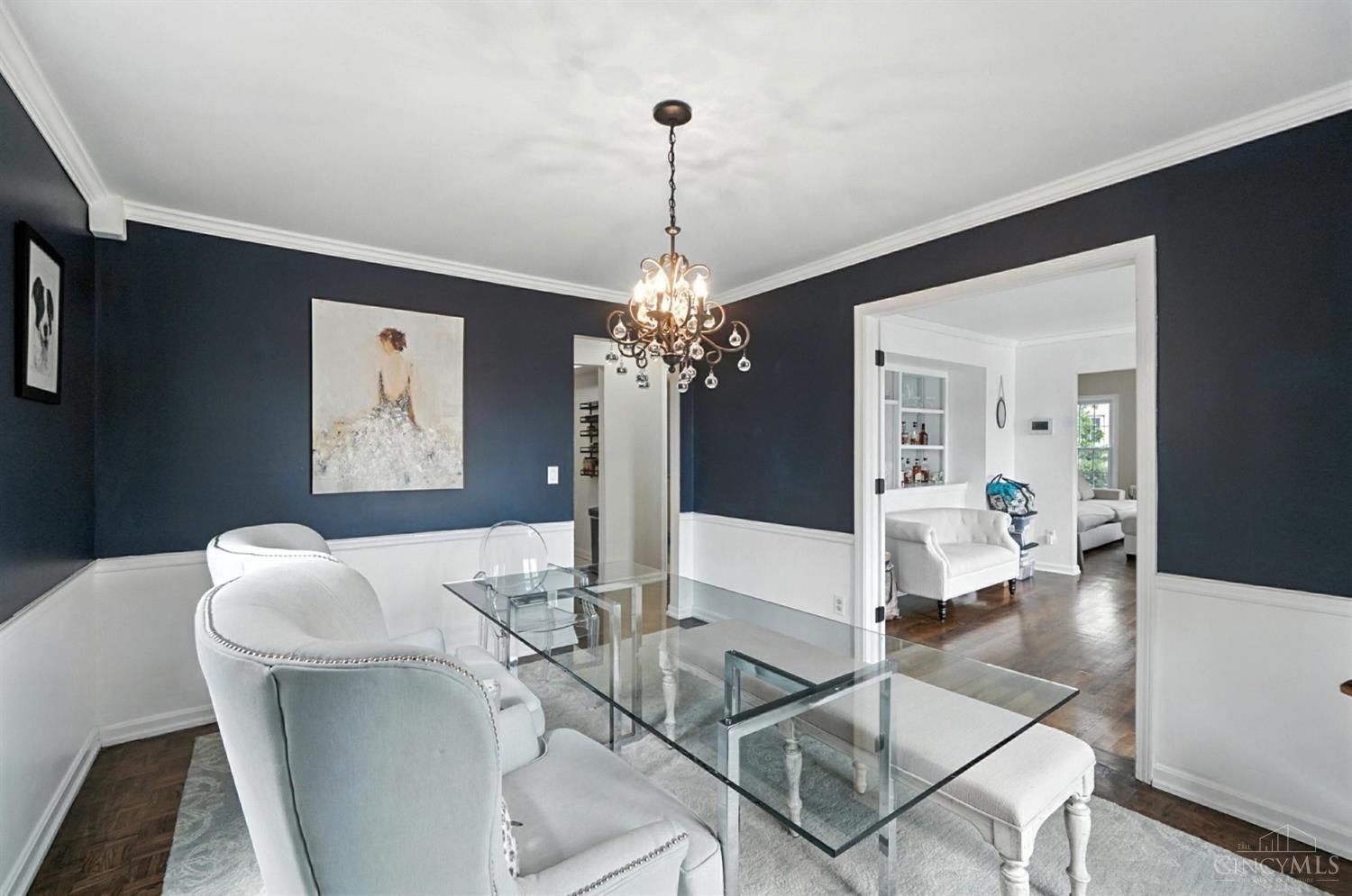 854 Rue De La Paix B1