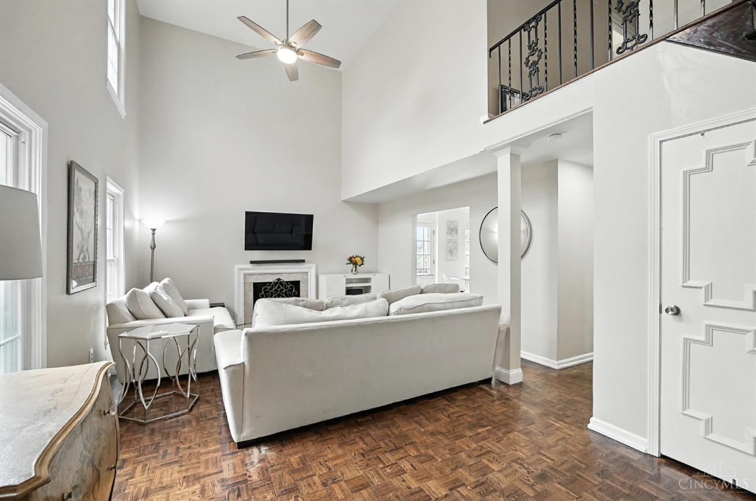 854 Rue De La Paix B1