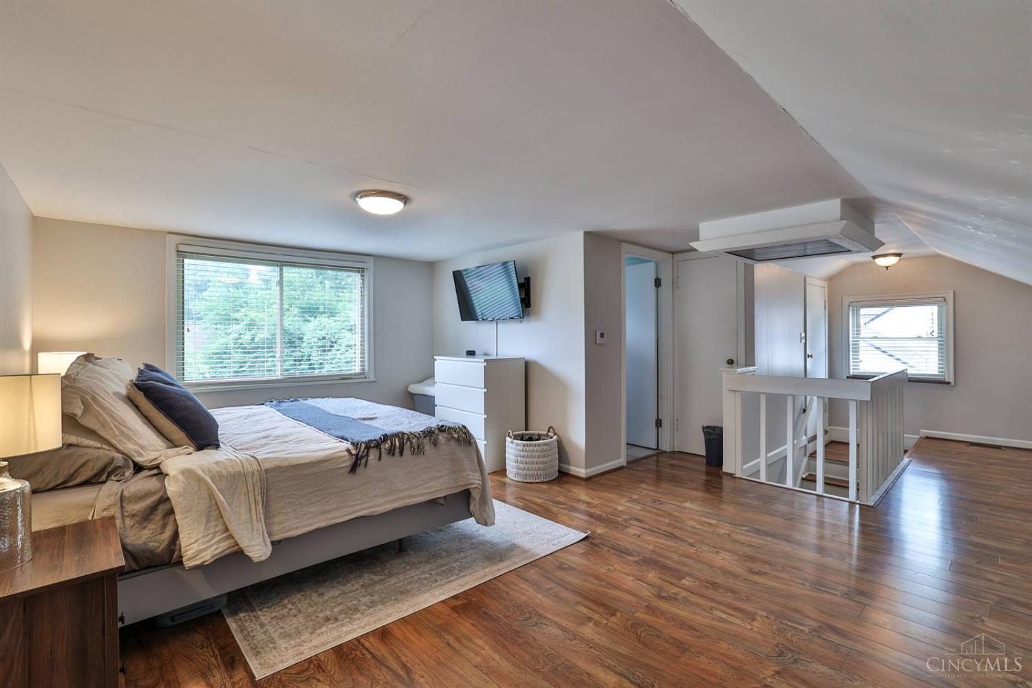 3819 N Broadlawn Circle