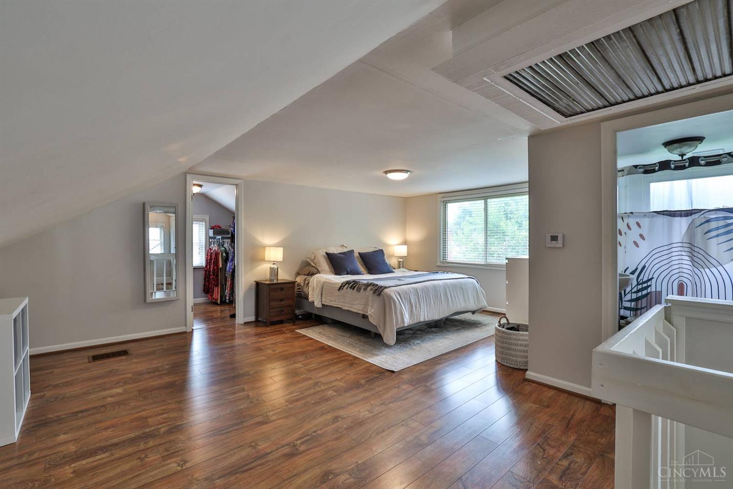 3819 N Broadlawn Circle