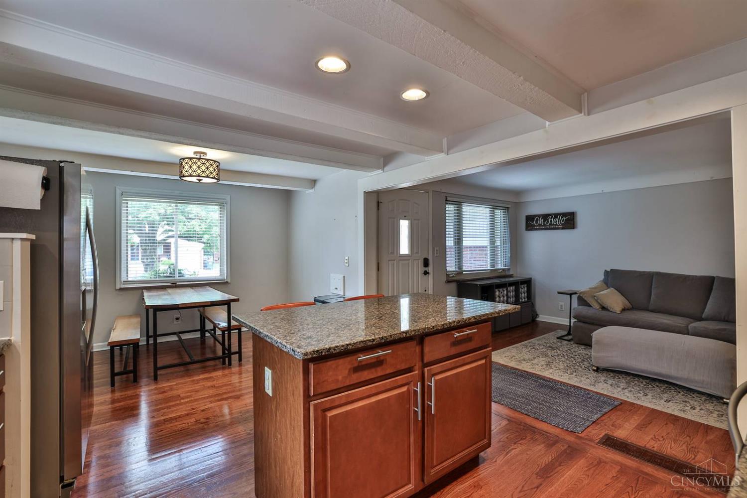 3819 N Broadlawn Circle