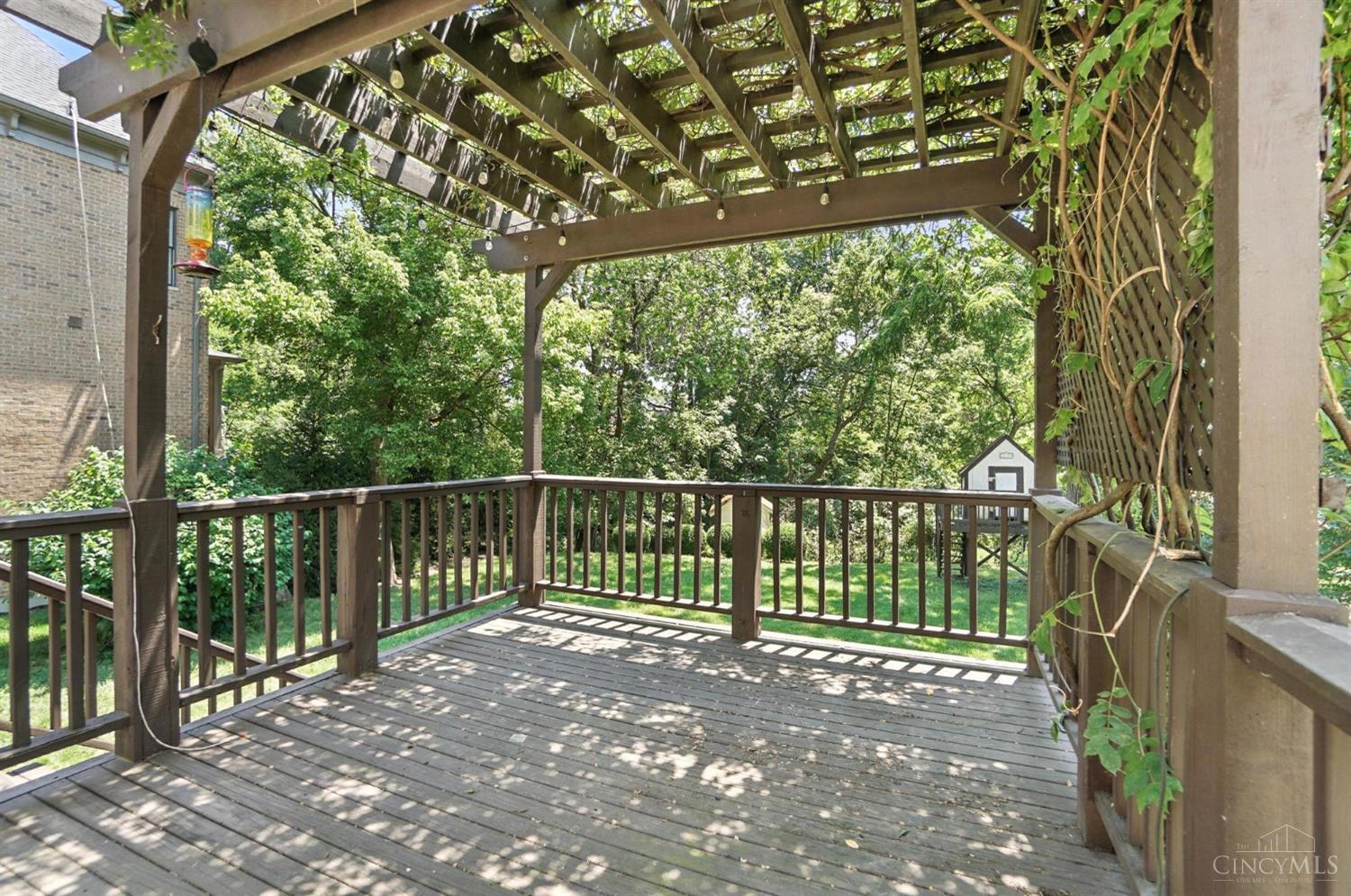 1338 Suncrest Drive