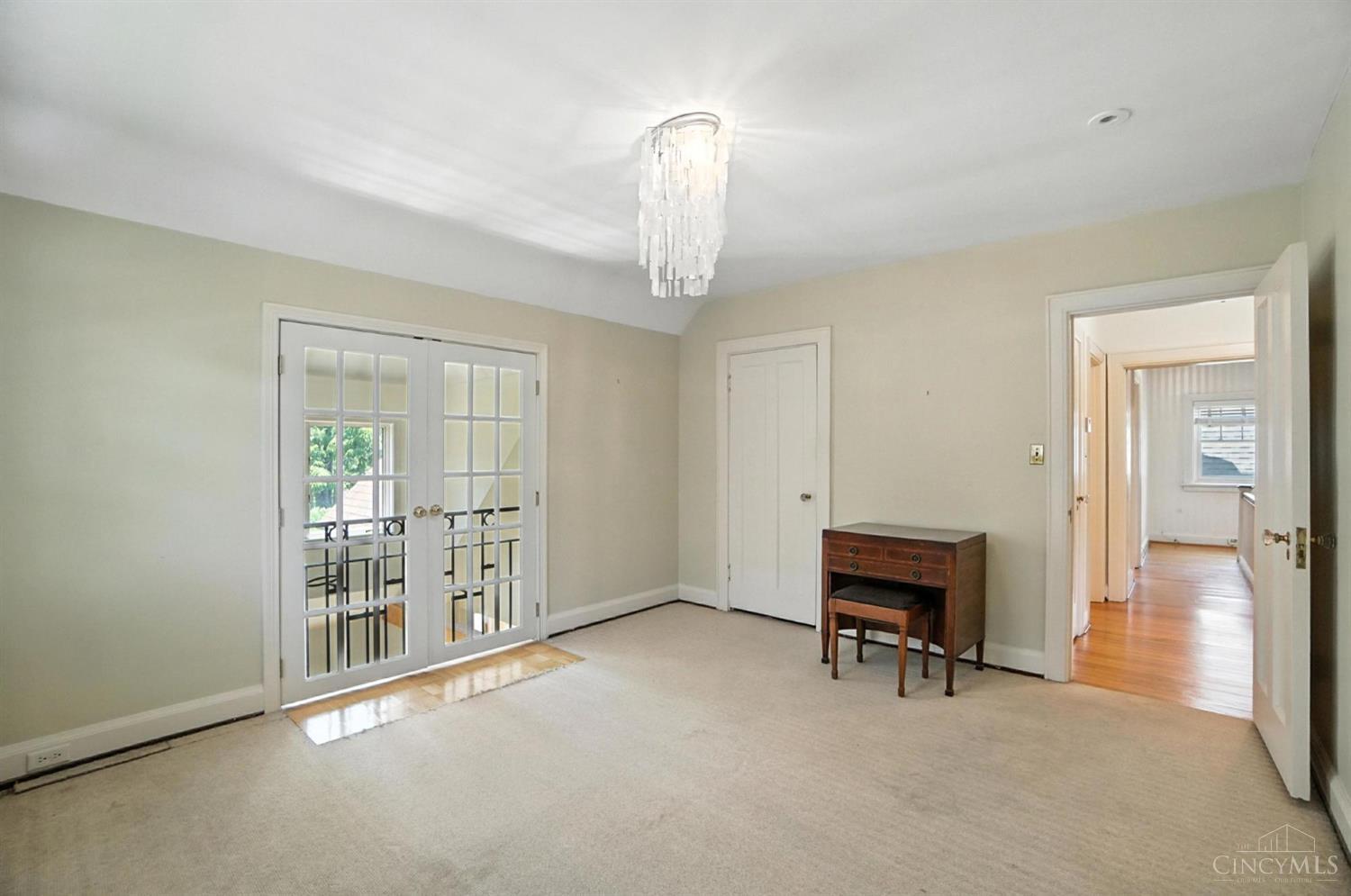 1338 Suncrest Drive